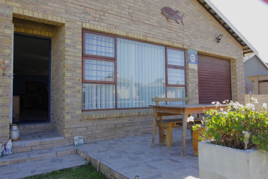 3 Bedroom Property for Sale in Wavecrest Eastern Cape